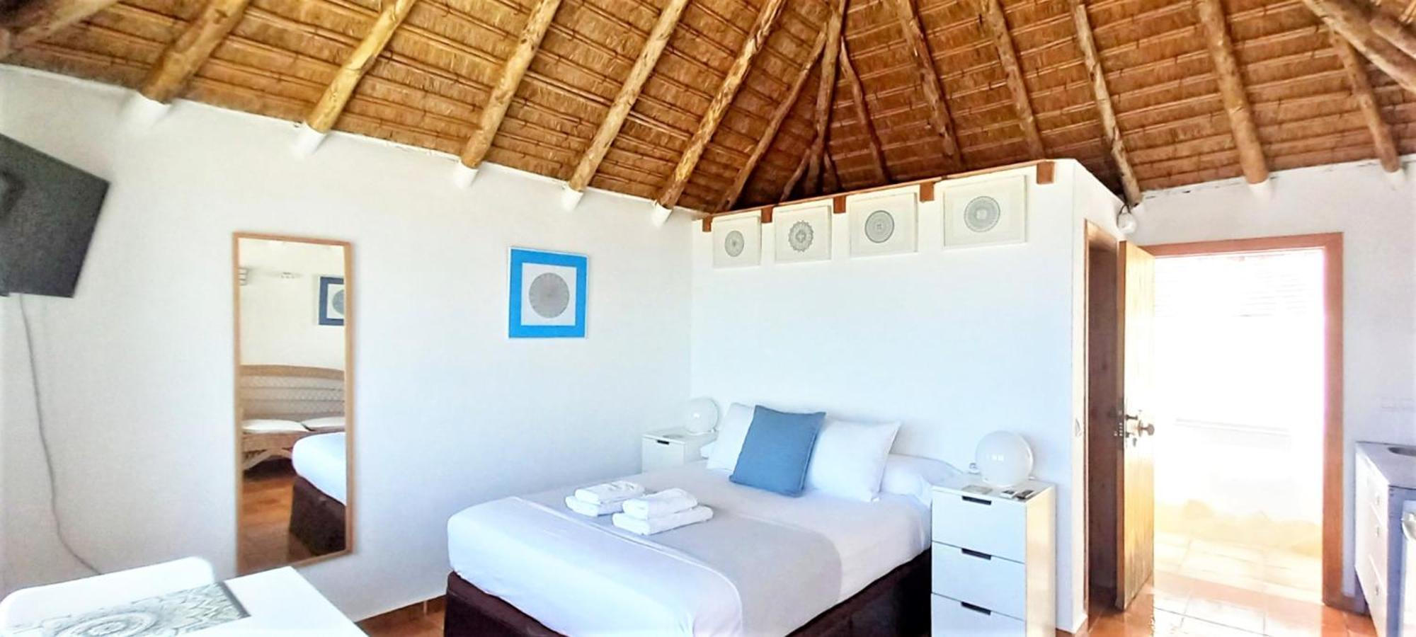 Mandala Bungalows - Adults Only Лос-Каньос-де-Мека Экстерьер фото